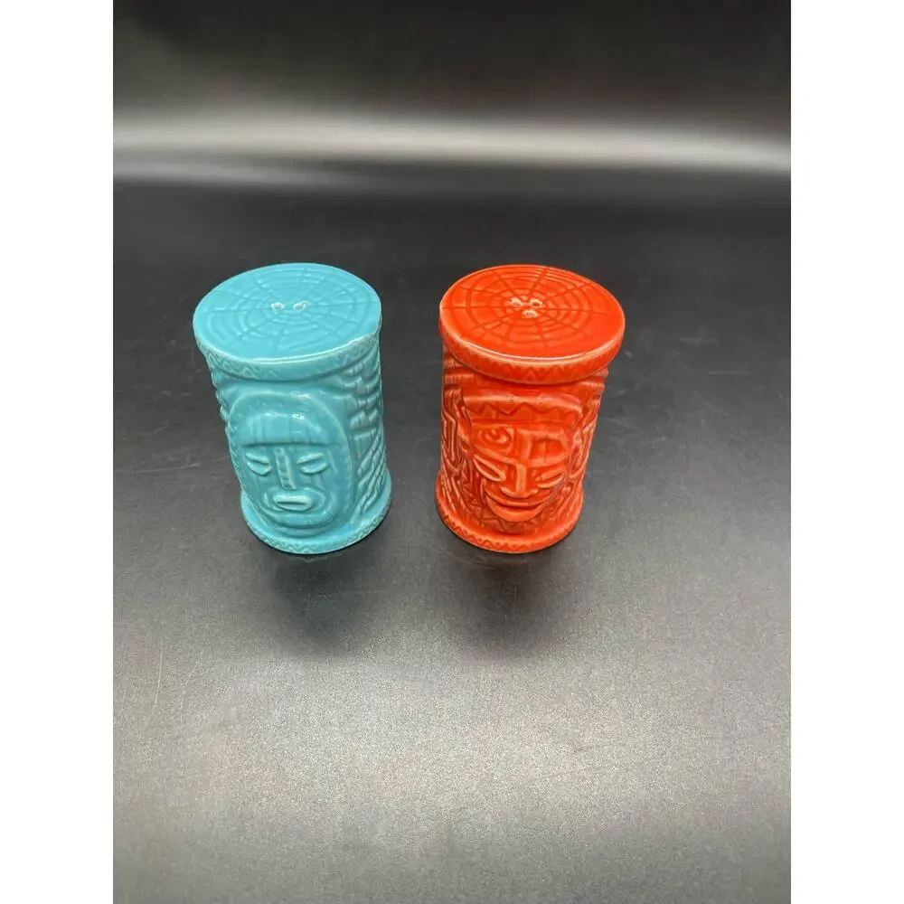 Disney Adventureland Salt & Pepper Shakers Tiki Totem Pole 2 Faced 3